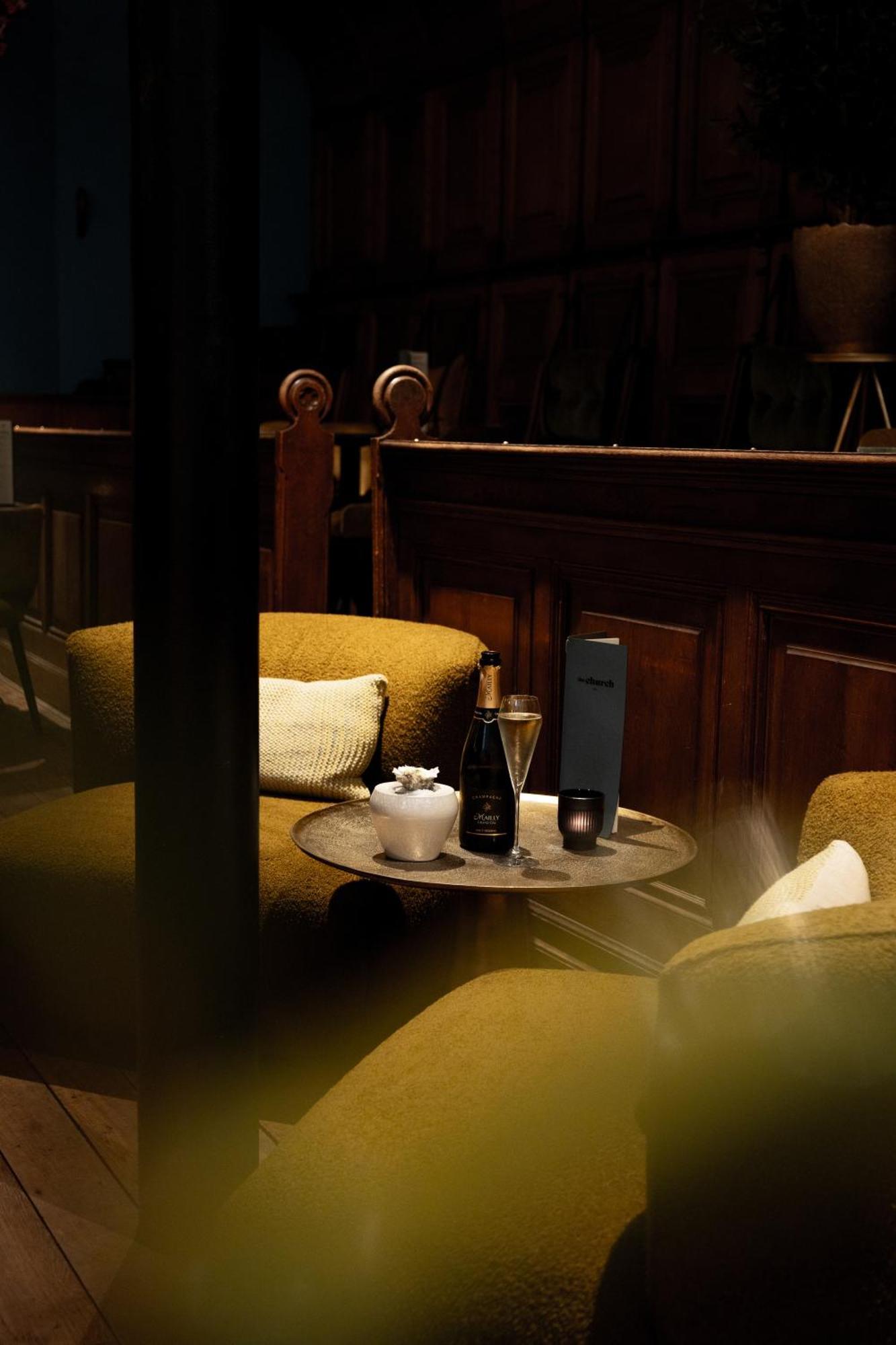 Boutiquehotel The Church アーネム エクステリア 写真