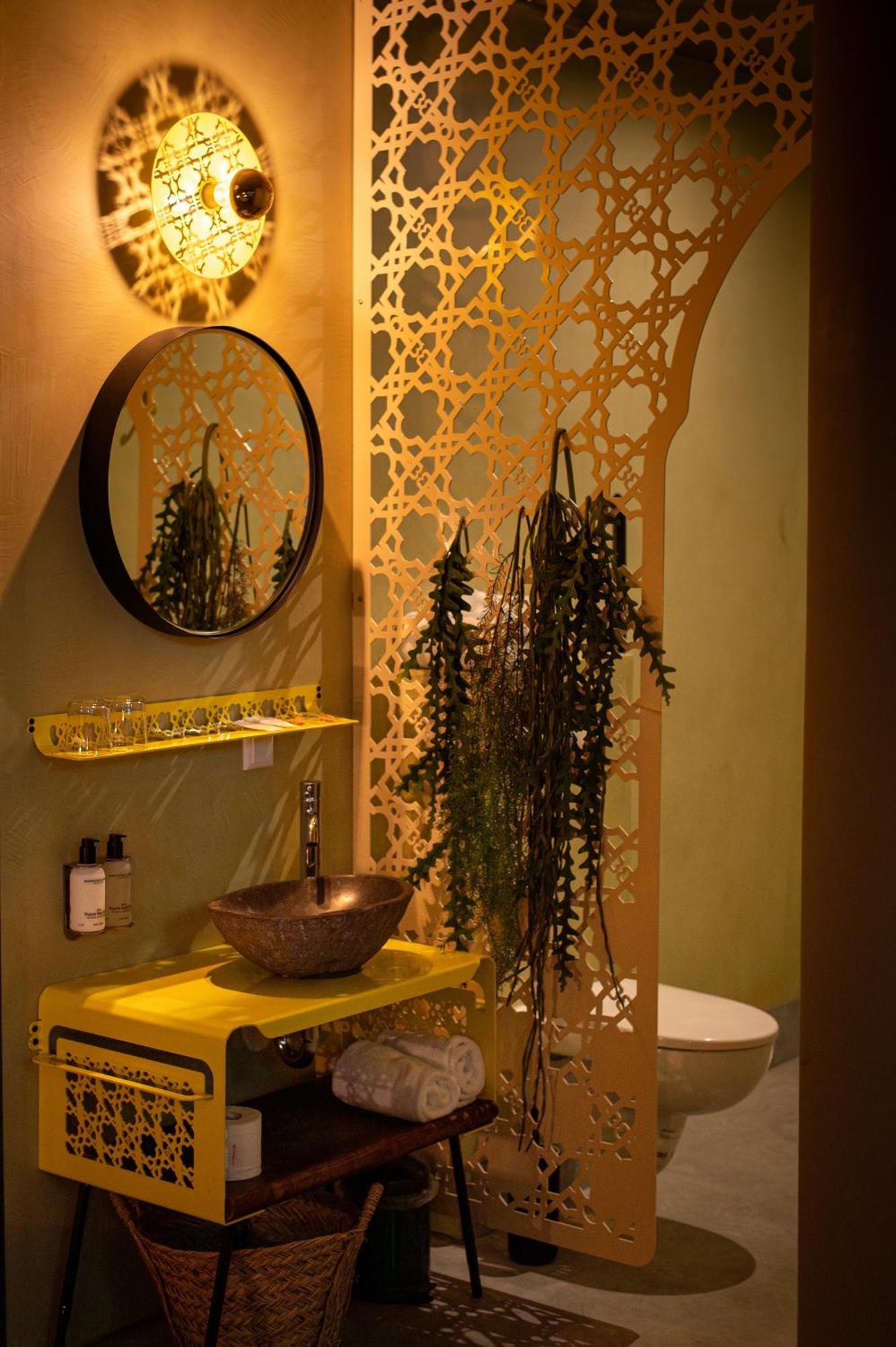 Boutiquehotel The Church アーネム エクステリア 写真