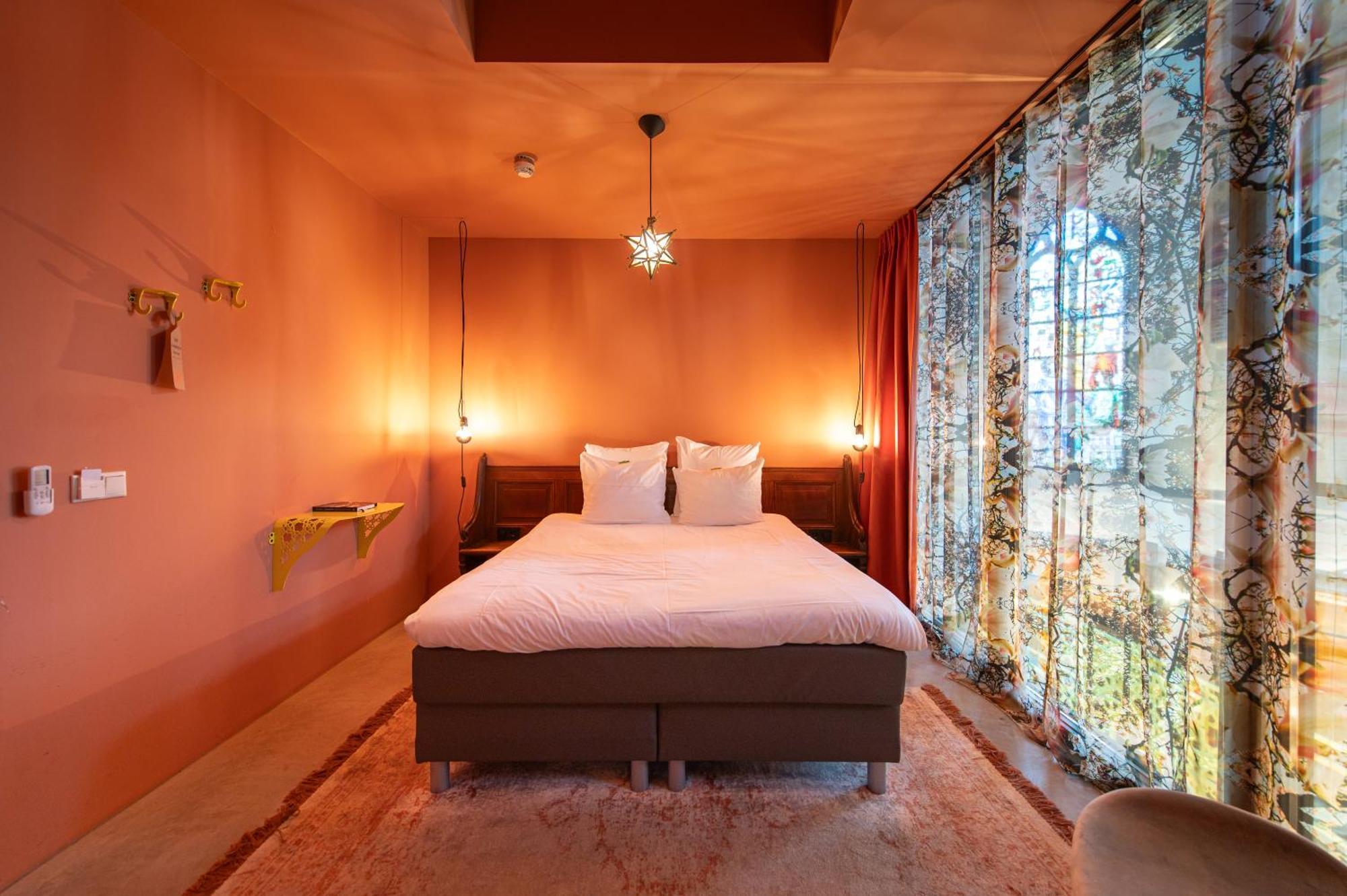 Boutiquehotel The Church アーネム エクステリア 写真
