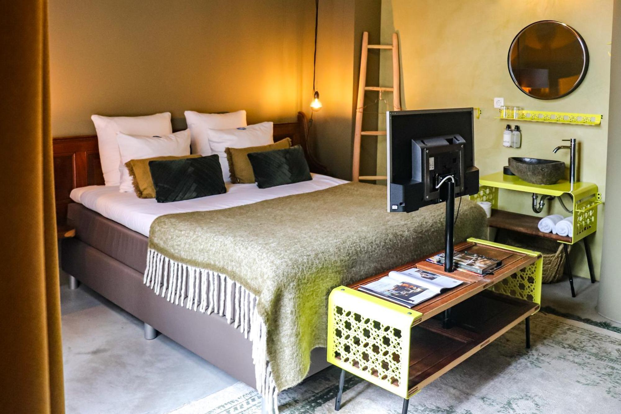 Boutiquehotel The Church アーネム エクステリア 写真