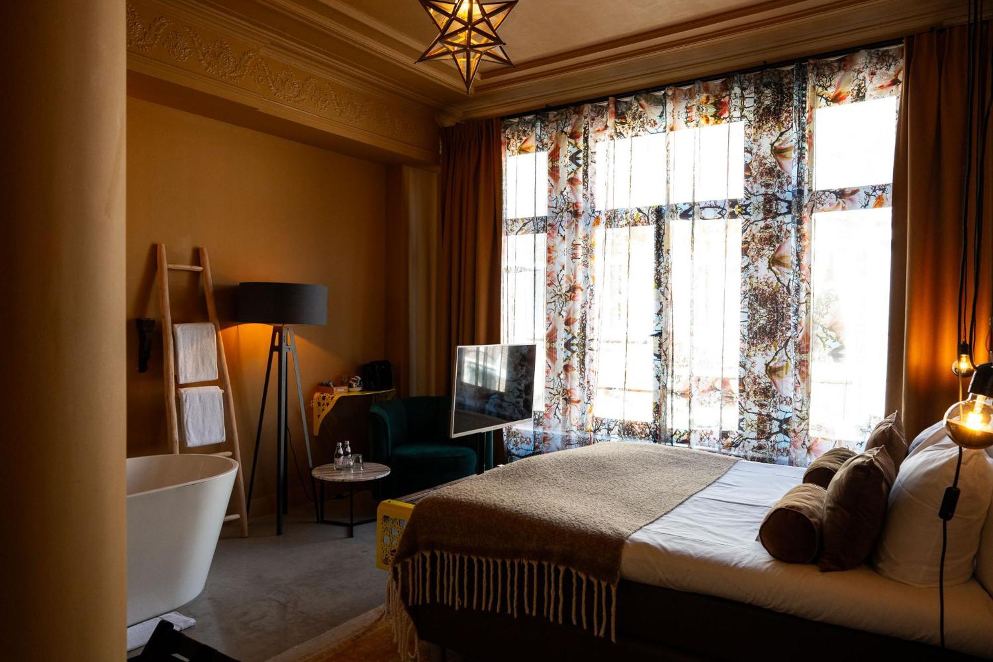 Boutiquehotel The Church アーネム エクステリア 写真